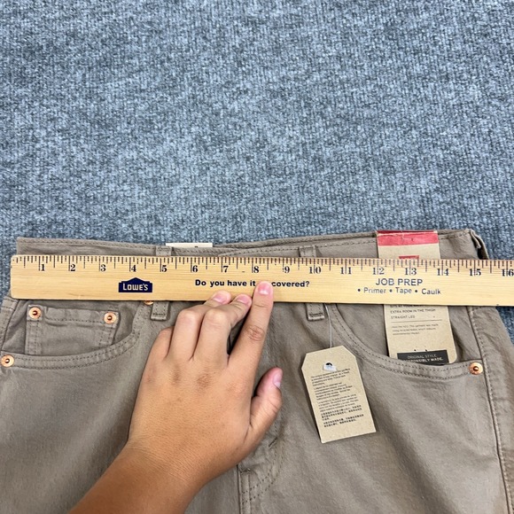 Levis 505 Jeans Mens 30x32 Khaki Tan Denim Regular Straight 5-Pocket Pants NEW - Picture 4 of 12